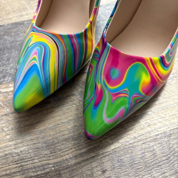 Vibrant Multicolor Women's Heels NWOB - Picture 3 of 8
